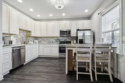 7626 W 63rd Place, Summit, IL 60501 - Photo 7