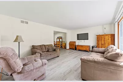 1162 Butler Road, Rockford, IL 61108 - Photo 5