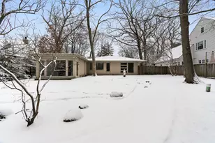 135 Lakewood Pl, Highland Park, IL 60035 - Photo 25
