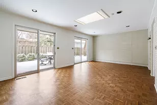 135 Lakewood Pl, Highland Park, IL 60035 - Photo 7