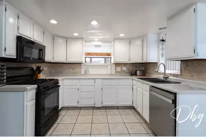 25544 W Blackstone Place, Lake Villa, IL 60046 - Photo 9