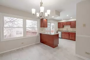 1005 Pheasant Ridge Dr, Lake Zurich, IL 60047 - Photo 5