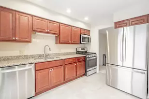 1005 Pheasant Ridge Dr, Lake Zurich, IL 60047 - Photo 9