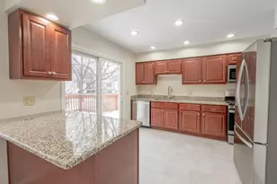 1005 Pheasant Ridge Dr, Lake Zurich, IL 60047 - Photo 7