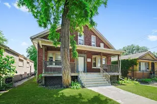 8239 S Colfax Ave, Chicago, IL 60617 - Photo 19