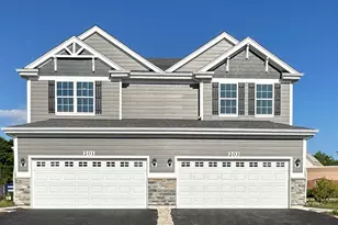 260 Charlestowne Lakes Dr, Saint Charles, IL 60174 - Photo 1