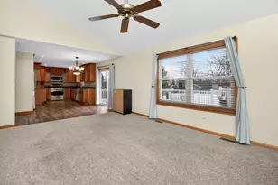 75 Ponderosa Dr, Romeoville, IL 60446 - Photo 11