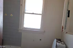 10243 S Lafayette Ave, Chicago, IL 60628 - Photo 11