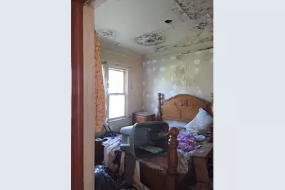 10243 S Lafayette Avenue, Chicago, IL 60628 - Photo 7