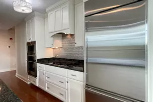 520 S Washington St, Naperville, IL 60540 - Photo 9