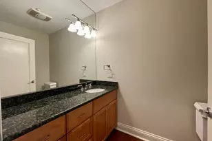 520 S Washington St, Naperville, IL 60540 - Photo 11