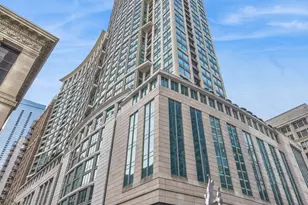 130 N Garland Ct, Chicago, IL 60602 - Photo 1