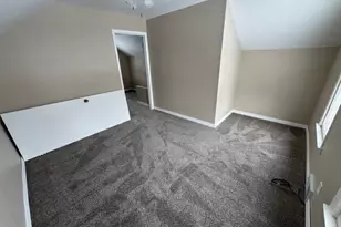 405 Broadway Ave, Sterling, IL 61081 - Photo 11