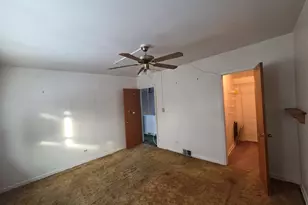 257 Dover Dr, Des Plaines, IL 60018 - Photo 9