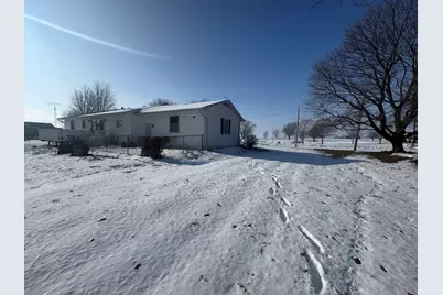 301 S West Street, Sublette, IL 61367 - Photo 7