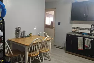 1218 Vienna Blvd, Dekalb, IL 60115 - Photo 5