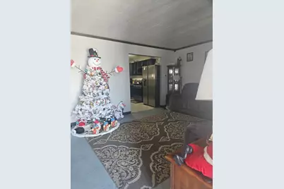 1218 Vienna Boulevard, Dekalb, IL 60115 - Photo 3