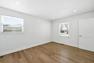 9 Forest Ln, Elk Grove Village, IL 60007 - Photo 29