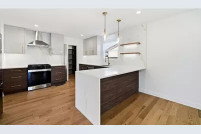 9 Forest Lane, Elk Grove Village, IL 60007 - Photo 11