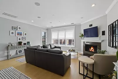 2801 N Oakley Avenue #202, Chicago, IL 60618 - Photo 5