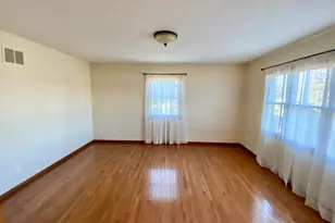 1221 S Fox Run Dr, Seneca, IL 61360 - Photo 17