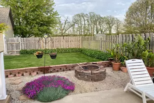 1221 S Fox Run Dr, Seneca, IL 61360 - Photo 9