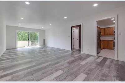 3300 N Carriageway Drive #317, Arlington Heights, IL 60004 - Photo 3