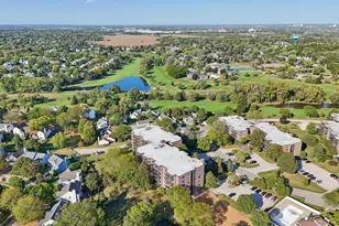 920 Vose Dr, Gurnee, IL 60031 - Photo 35