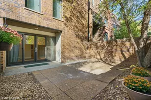 [Address not provided], Chicago, IL 60610 - Photo 3