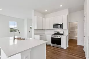 6501 Juniper Dr, Wonder Lake, IL 60097 - Photo 11