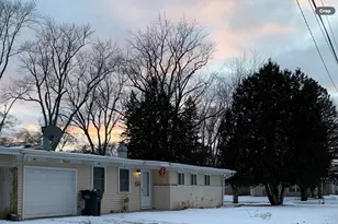 2301 Hermon Ave, Zion, IL 60099 - Photo 5