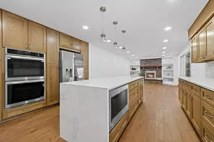 2527 Checker Rd, Long Grove, IL 60047 - Photo 9