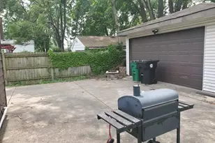 2422 S 12th Ave, Broadview, IL 60155 - Photo 7