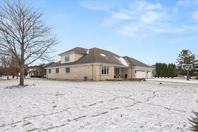 11039 Royal Porthcawl Drive, Naperville, IL 60564 - Photo 37