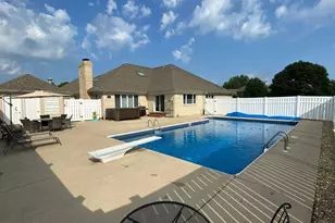 11039 Royal Porthcawl Dr, Naperville, IL 60564 - Photo 45