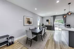 1336 Wesley Ave, Berwyn, IL 60402 - Photo 3