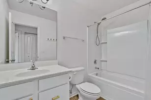 1464 Lake Ridge Ct, Mundelein, IL 60060 - Photo 19