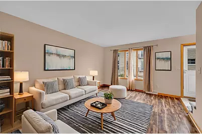 613 E 3rd Street, Lockport, IL 60441 - Photo 5