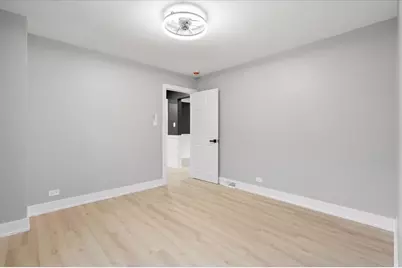 9737 S University Avenue, Chicago, IL 60628 - Photo 21