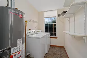 178 Mistwood Ln, North Aurora, IL 60542 - Photo 33