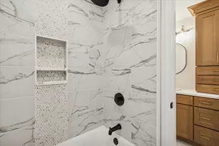 284 N Highland Ave, Elmhurst, IL 60126 - Photo 19