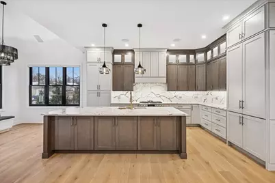 284 N Highland Avenue, Elmhurst, IL 60126 - Photo 5