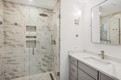 284 N Highland Avenue, Elmhurst, IL 60126 - Photo 15