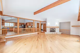 1636 Deerpath Cir, Winthrop Harbor, IL 60096 - Photo 3