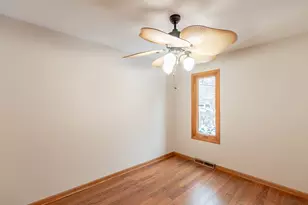 1636 Deerpath Cir, Winthrop Harbor, IL 60096 - Photo 11