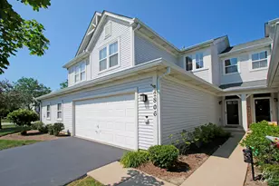 2806 Falling Waters Ln, Lindenhurst, IL 60046 - Photo 1