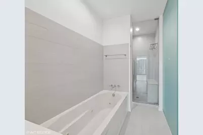 600 N Fairbanks Court #3303, Chicago, IL 60611 - Photo 11