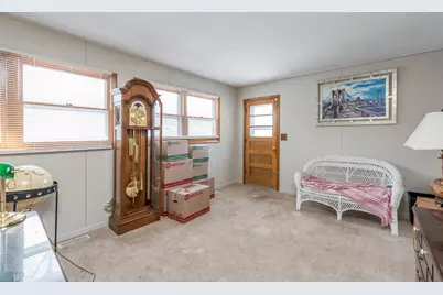 732 Whitney Avenue, Winthrop Harbor, IL 60096 - Photo 11