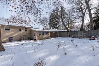 732 Whitney Avenue, Winthrop Harbor, IL 60096 - Photo 23