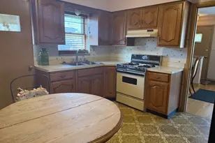 7313 W Lee St, Niles, IL 60714 - Photo 5